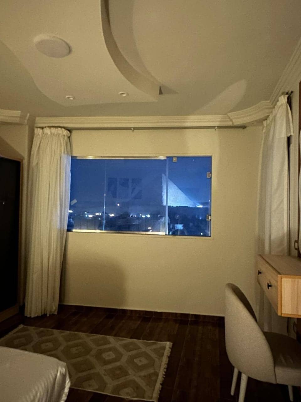 Cheops Horizon Pyramids View — 2