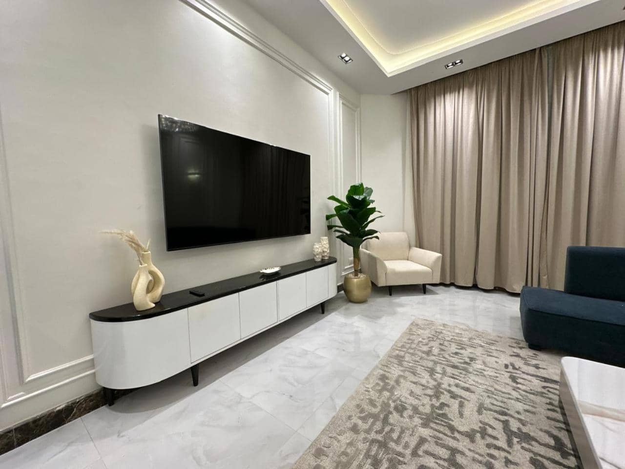 Super Luxury Private Complex Apt in New Cairo — 2