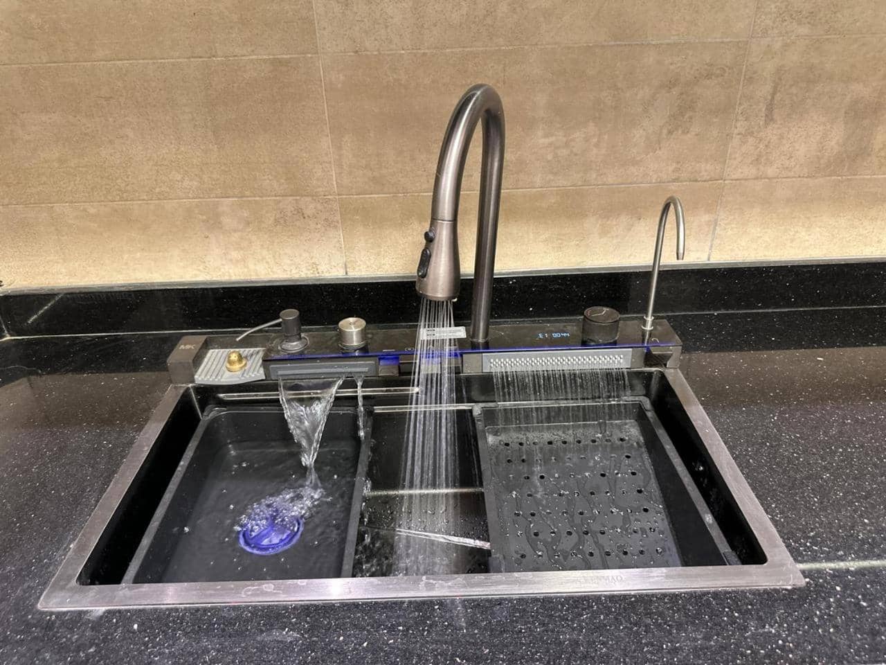 Super Luxury Private Complex Apt in New Cairo — 5