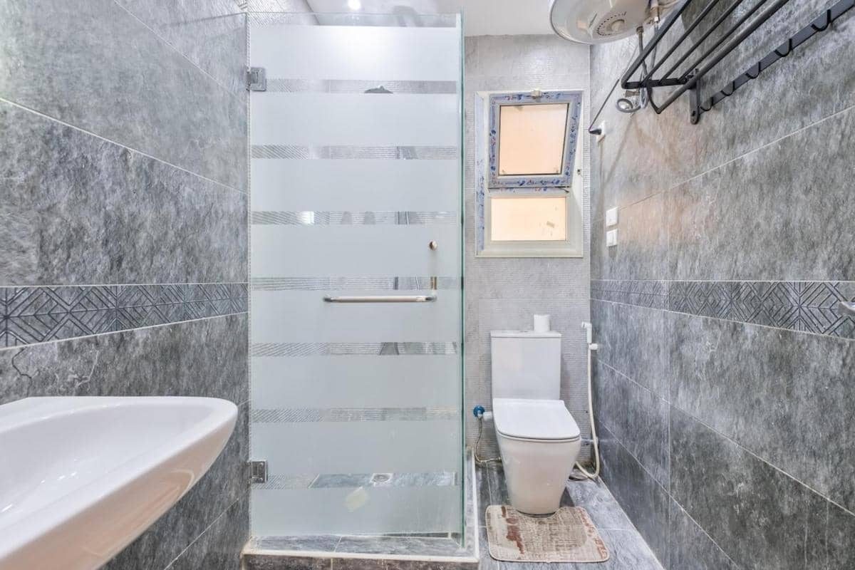 Bright 3-Br Apartment Stone Residence, New Cairo — 5