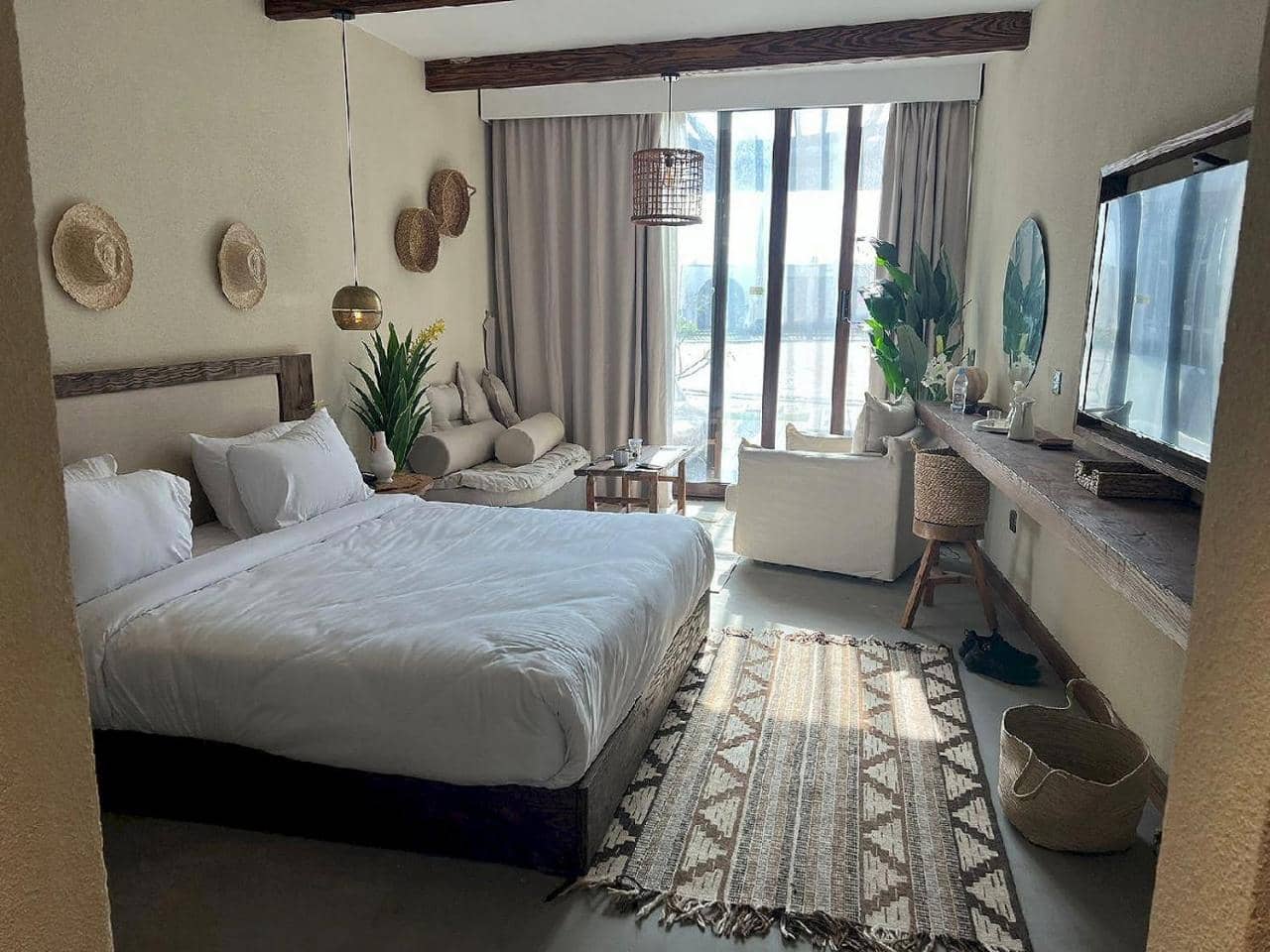 Lesidi Cabana — 5