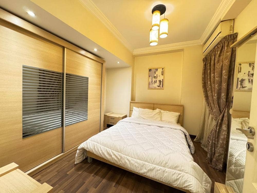 4 Bedrooms Apt. Zamalek-Mynt Hospitality — 4