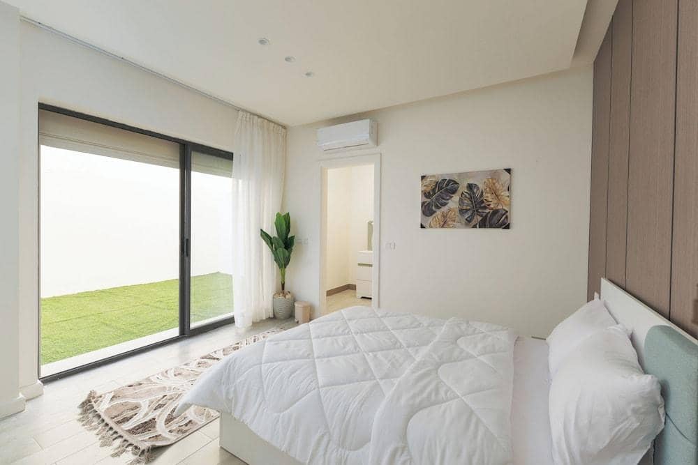 Alsawah 2br Garden - Lake View Residence — 4
