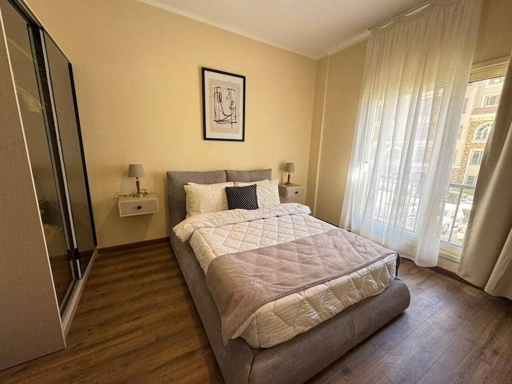 90 Avenue - Mynt Hospitality — 3
