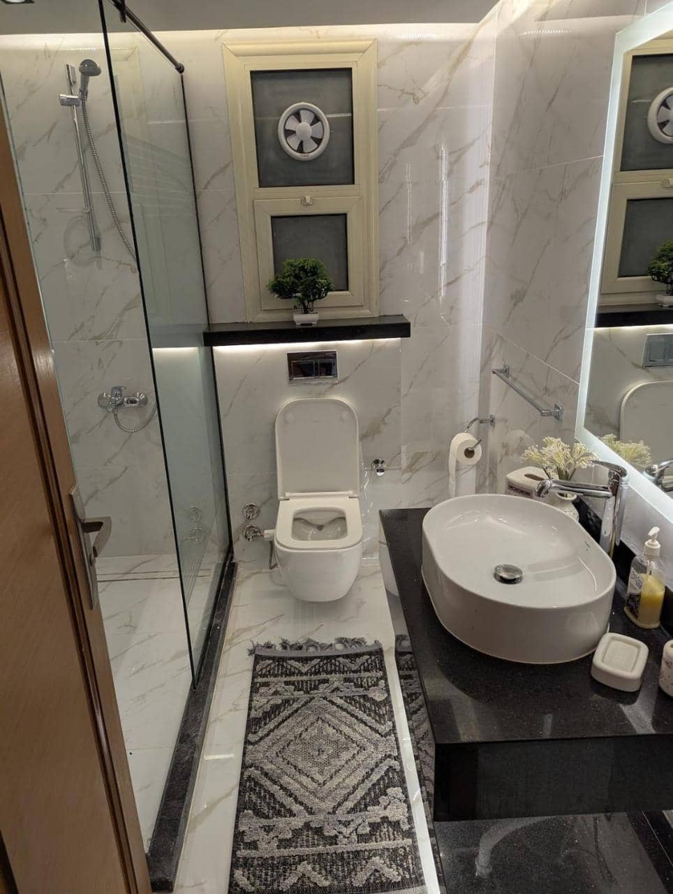 Charming Brand New Apartment 517 — 4
