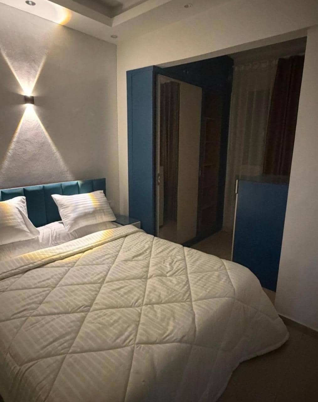 High Finishing Specs with 3bd Beside Auc — 5