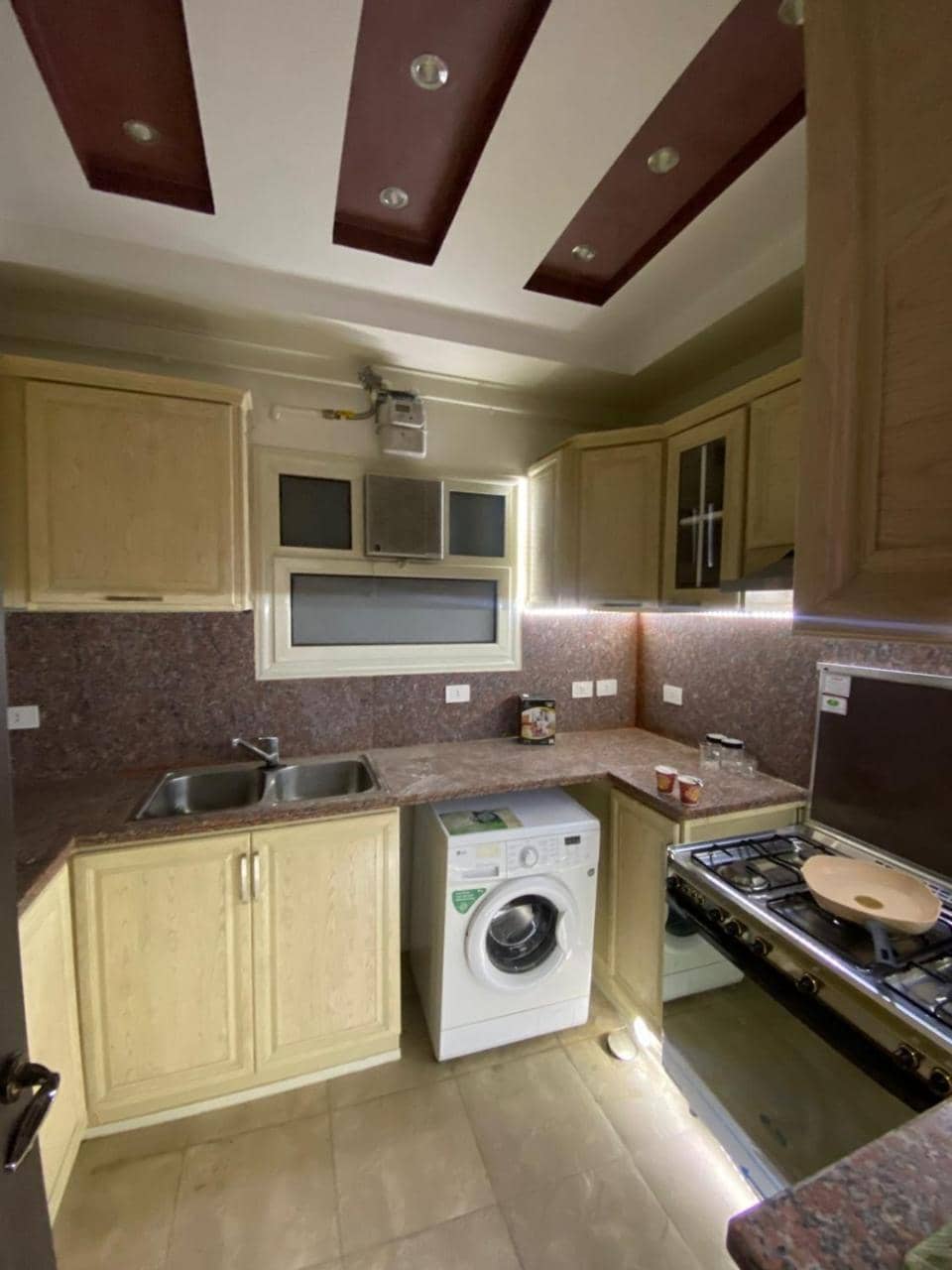 High Finishing Specs with 3bd Beside Auc