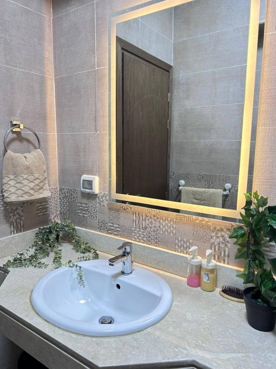 Modern Apartment Madinaty — 2