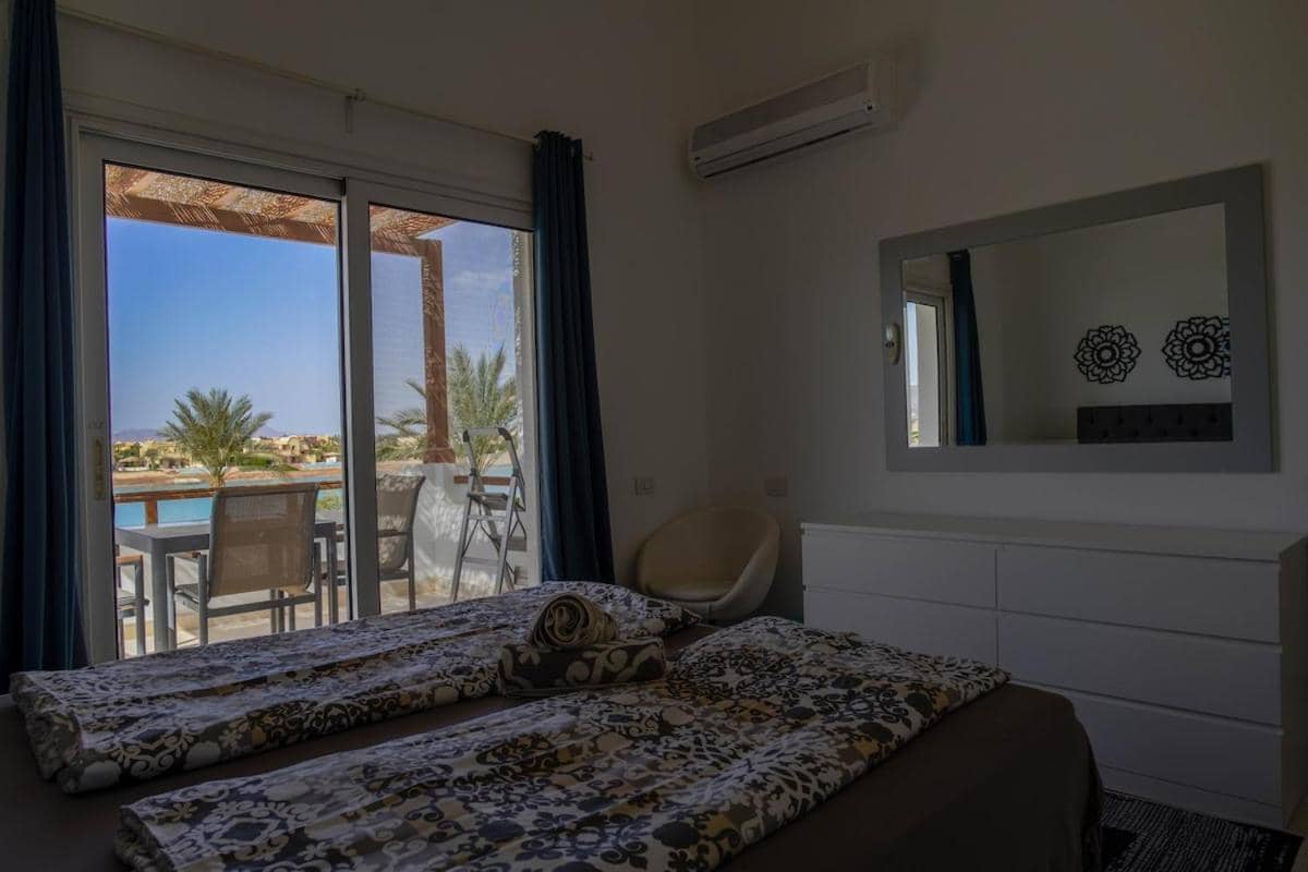 White Villa Heaven - Swim, Lounge & Sunset Magic — 5