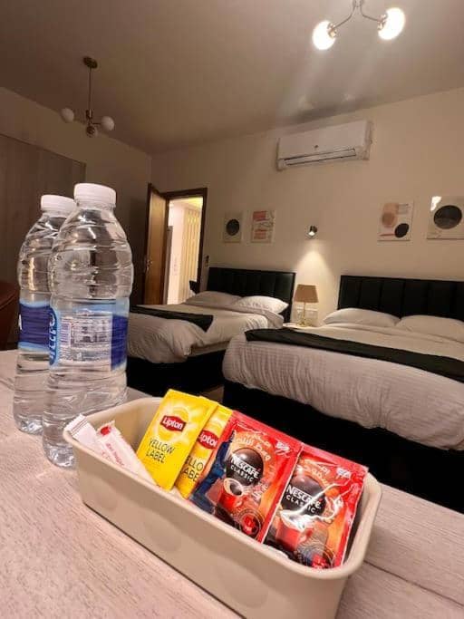 White Palace Served Apartment 32