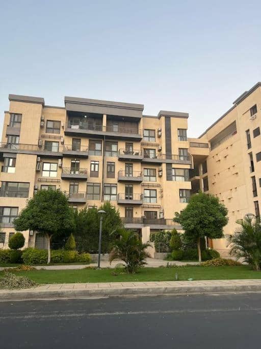 Excellent 3-Br Hotel Apt in Madinaty — 4