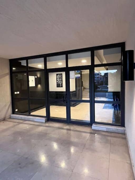 Excellent 3-Br Hotel Apt in Madinaty — 3