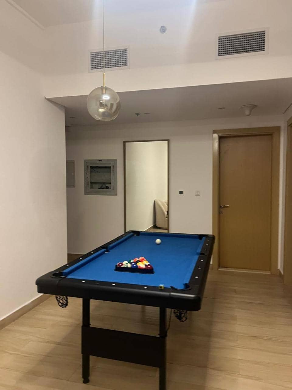 Tower Dxb Regina (Adults Only) — 3