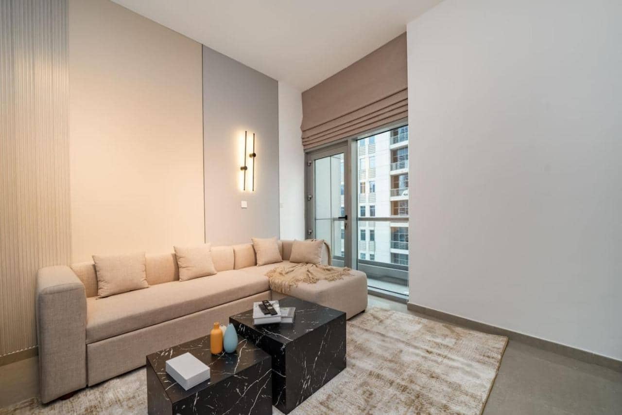Upgraded 2 Br Retreat in the Heart of Dubai Marina (Adults Only) — 5