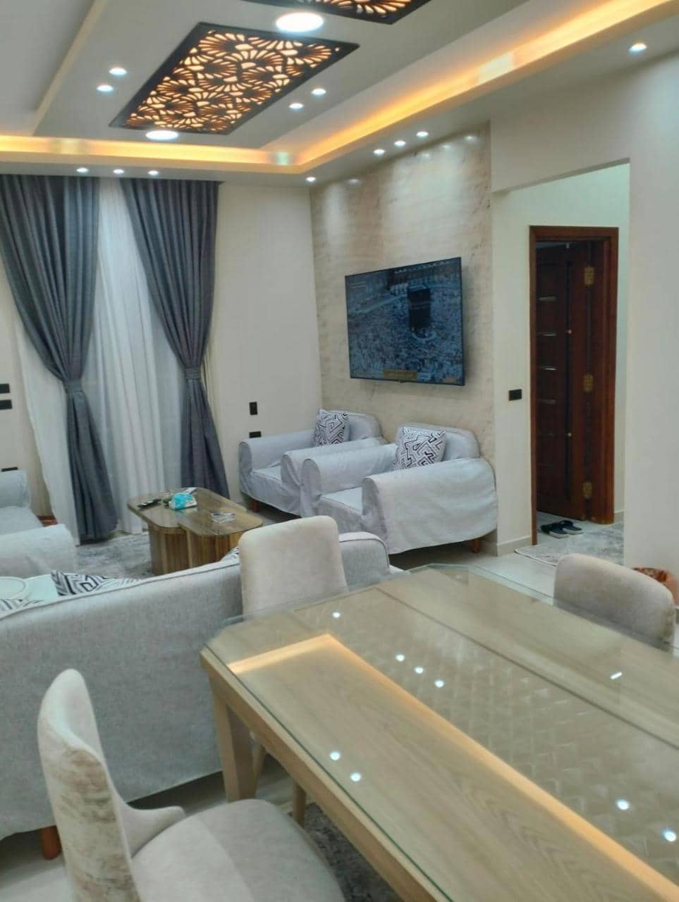 Fully Furnished Apt New Cairo
