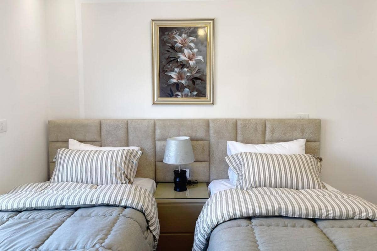 Spacious 3br 3bathroom Apartment in B15 Madinaty — 2