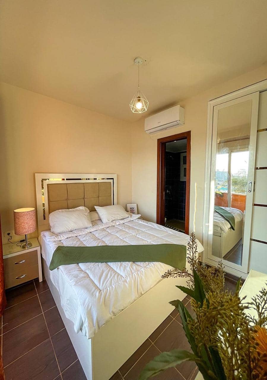 Fully Equipped Apartments Pool & Mountains View in Porto Sharm Resort — 5