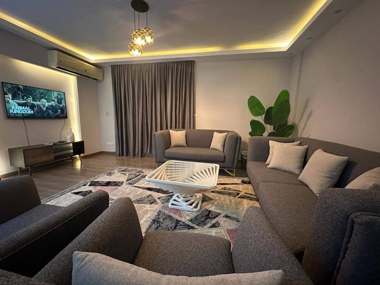 Cozy Retreat with Garden View in Madinaty — 2