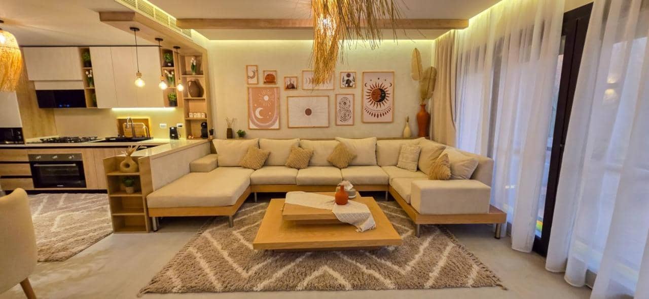West Golf Luxury Apartments