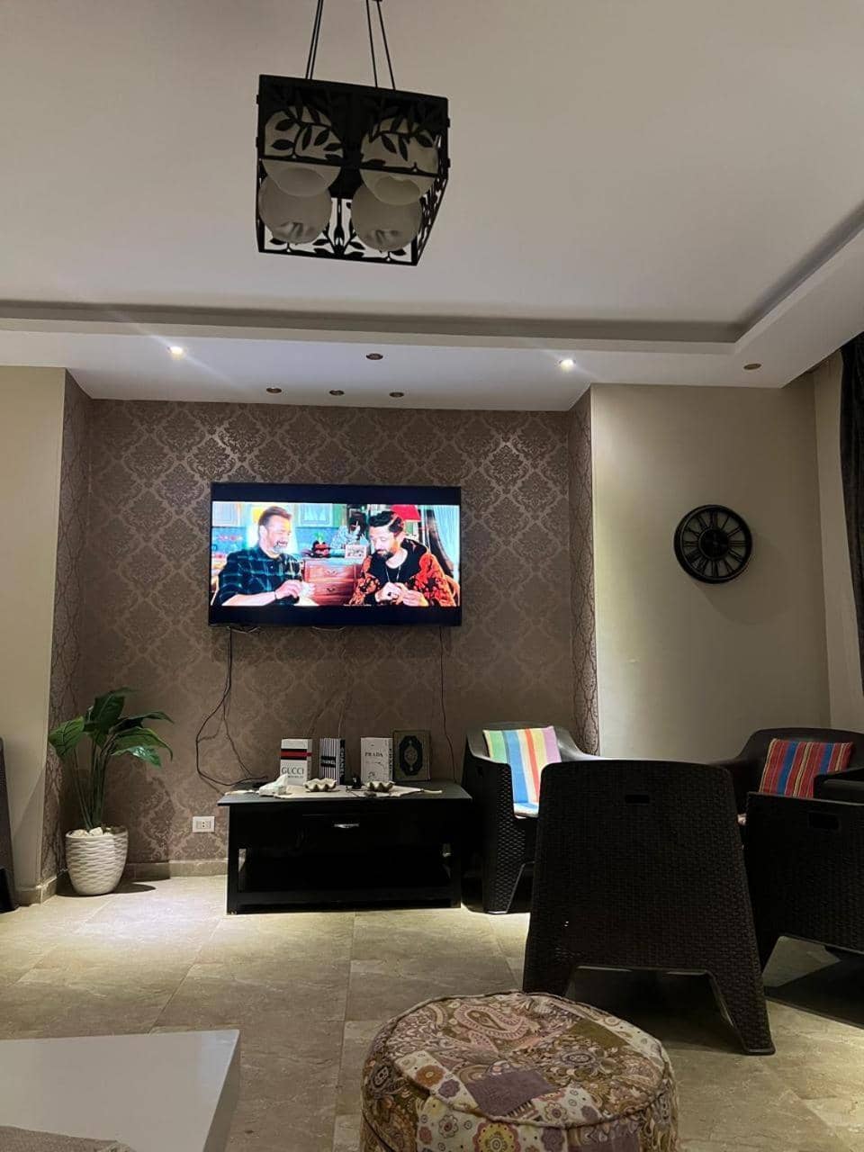 Senior Chalet — 2