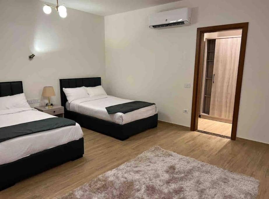 White Palace Double Room Private Bathroom 2 (Adults Only) — 5
