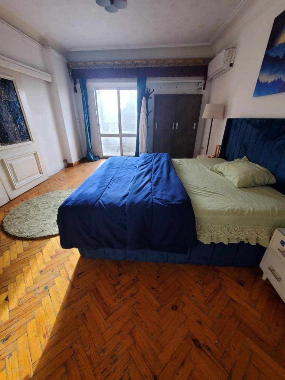 Sunny Cozy Studio in the Center of Downtown (Adults Only)