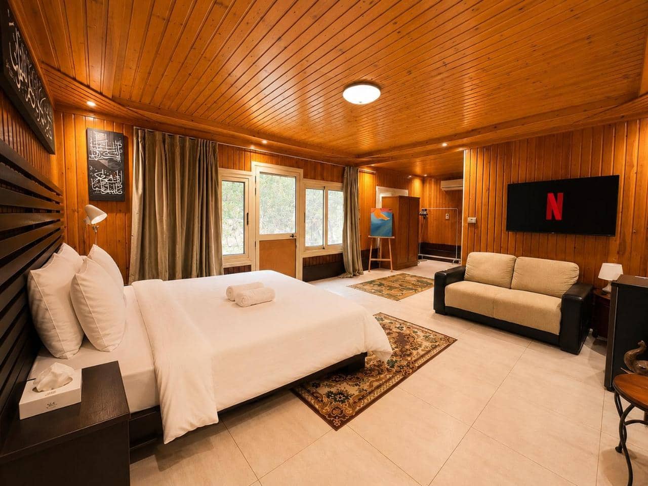 Wooden Cabin in a Private Villa in New Cairo — 3