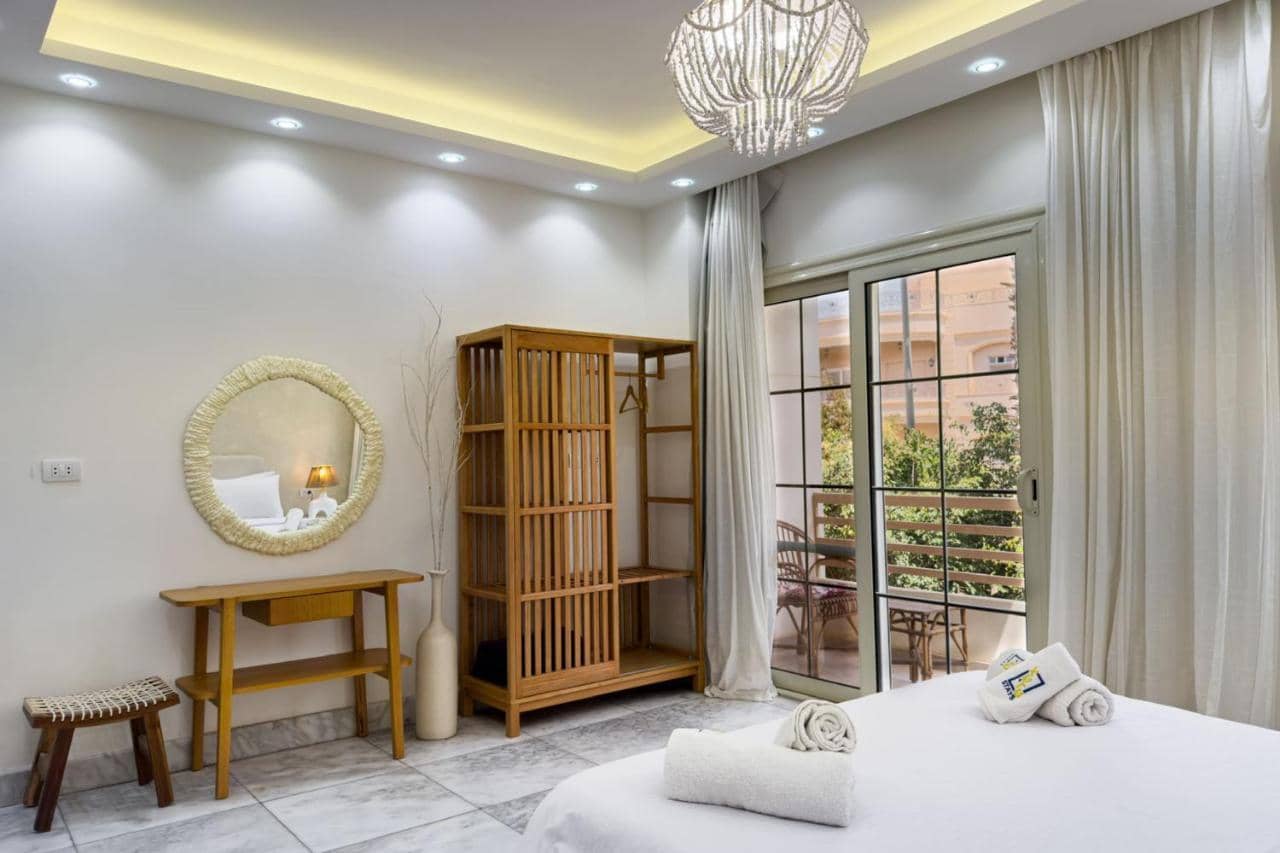 Ample & Artistic 2bdr Apt 15 Min To Cai Airport — 4