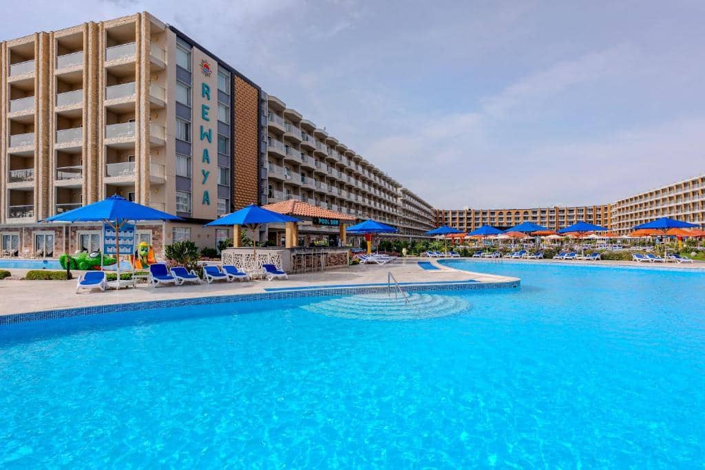 Rewaya Luxury Resort ***** — 5
