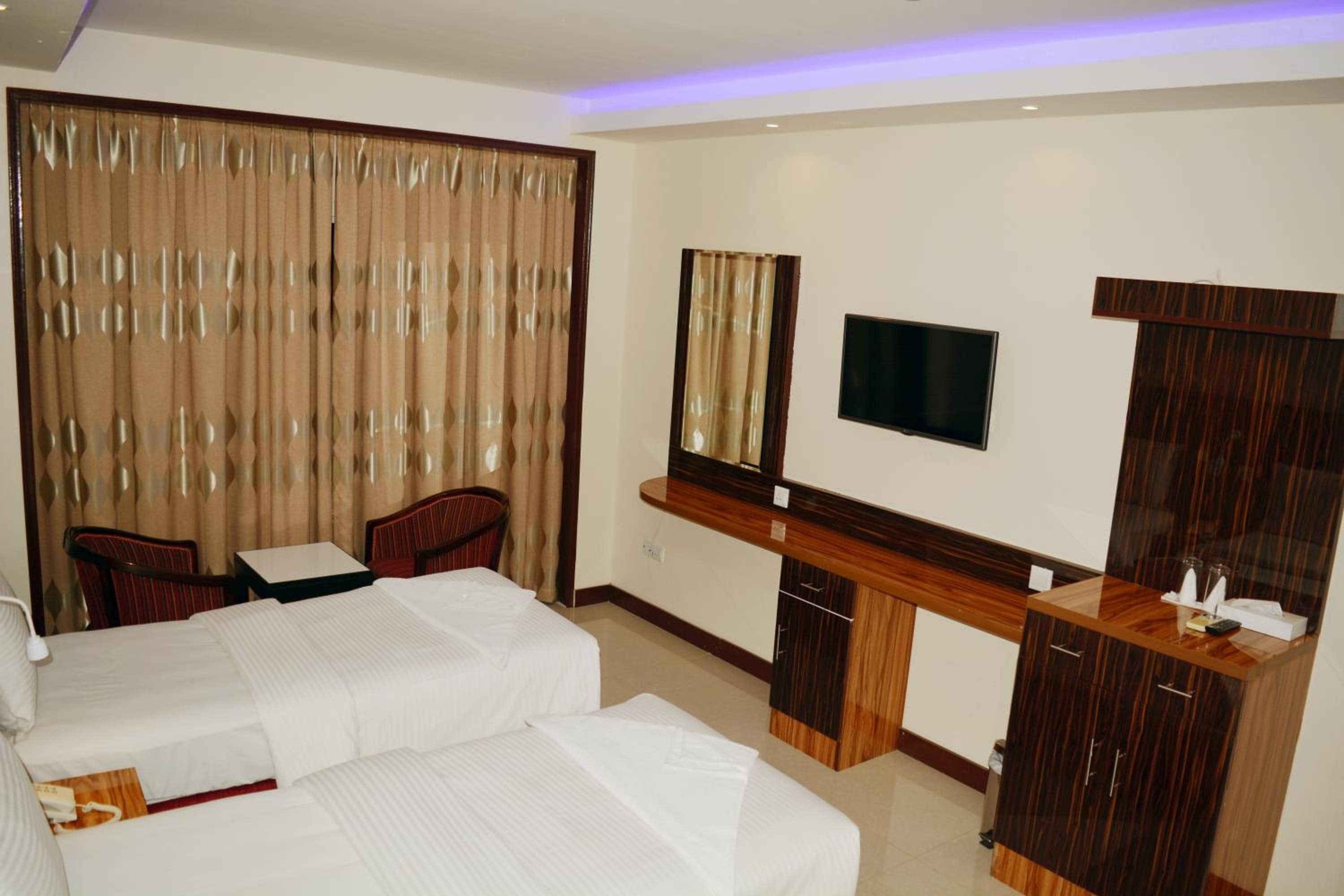Zagy Hotel — 2