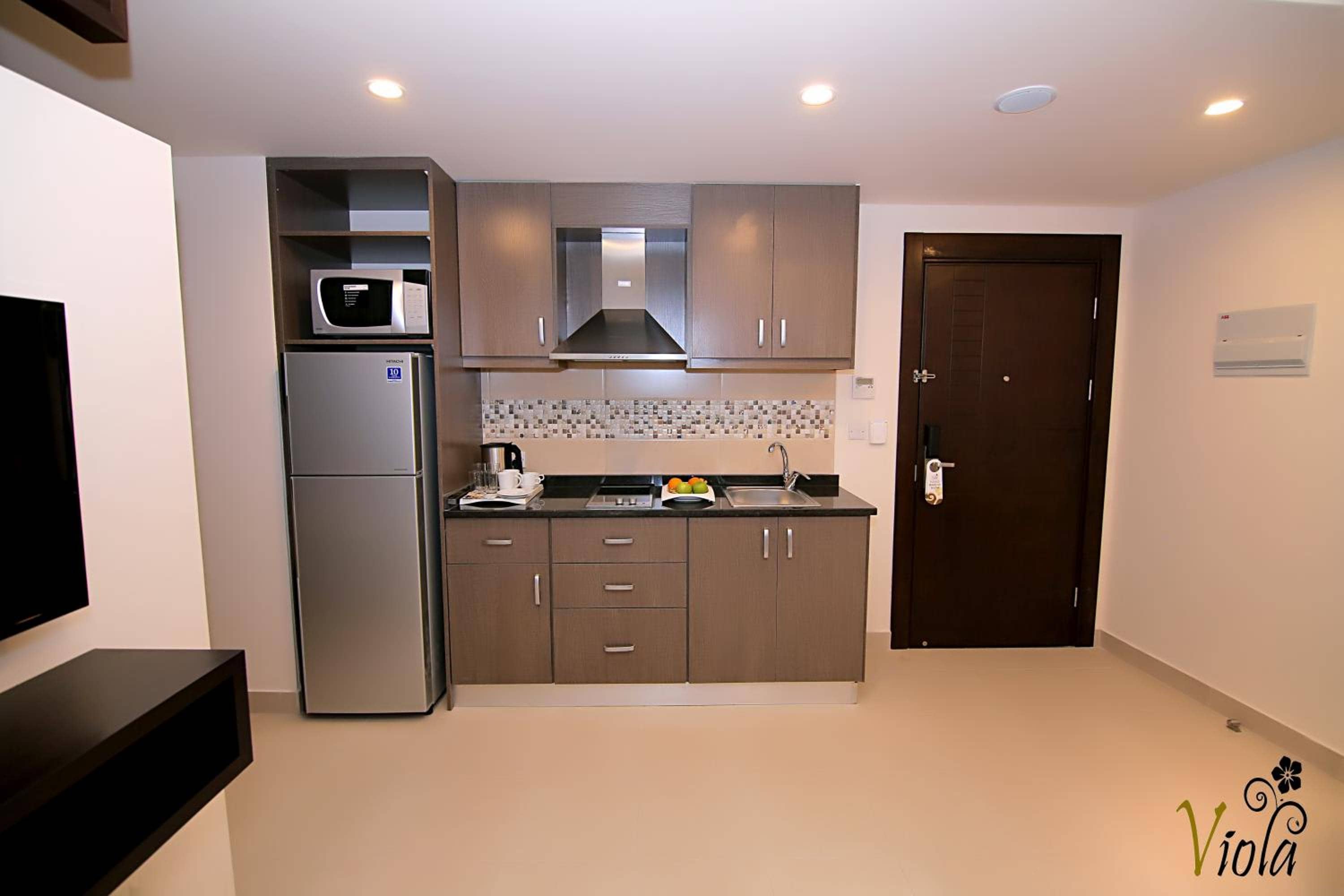 Viola Hotel Suites — 3