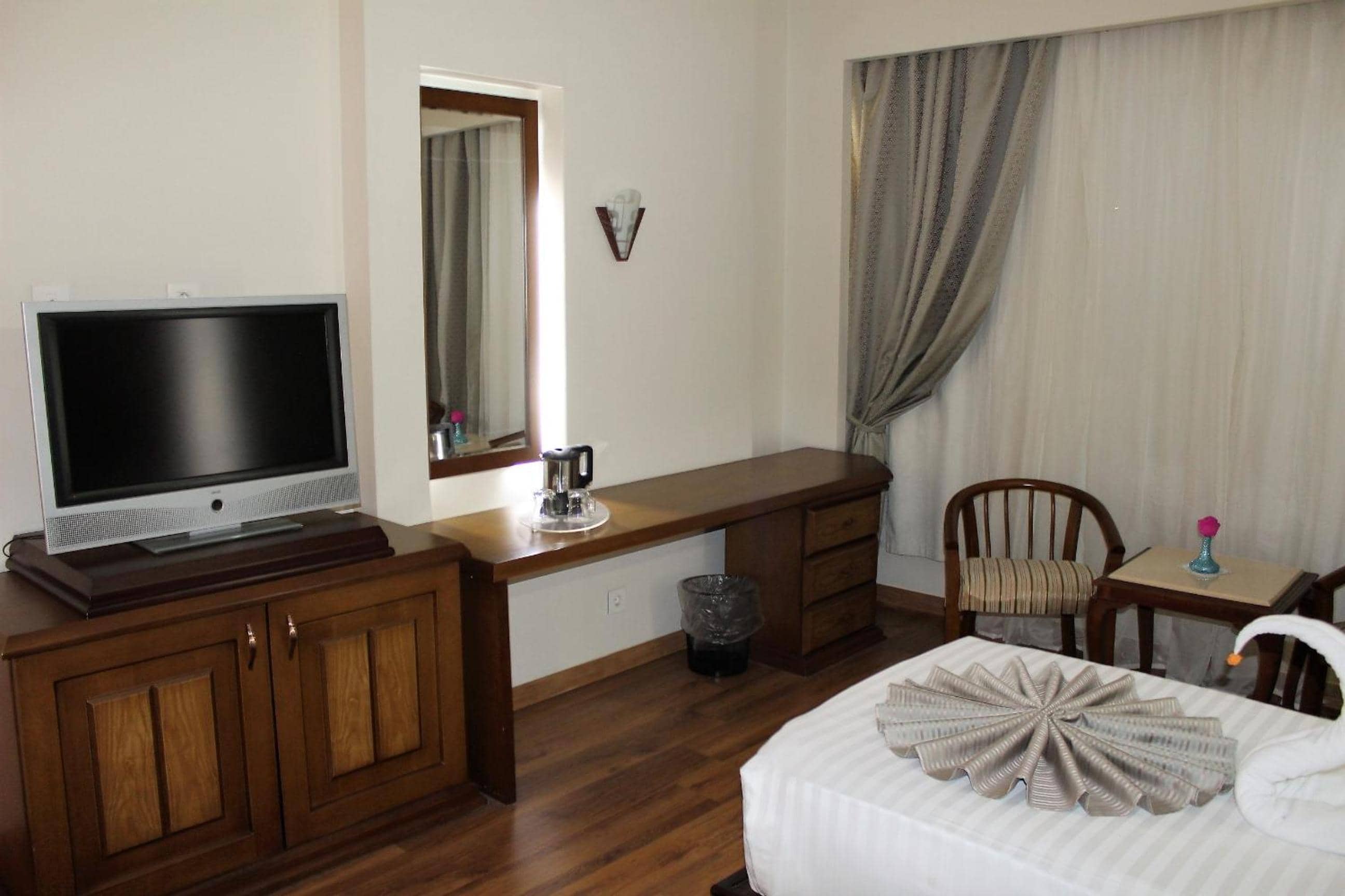 Cleopatra Hotel — 3