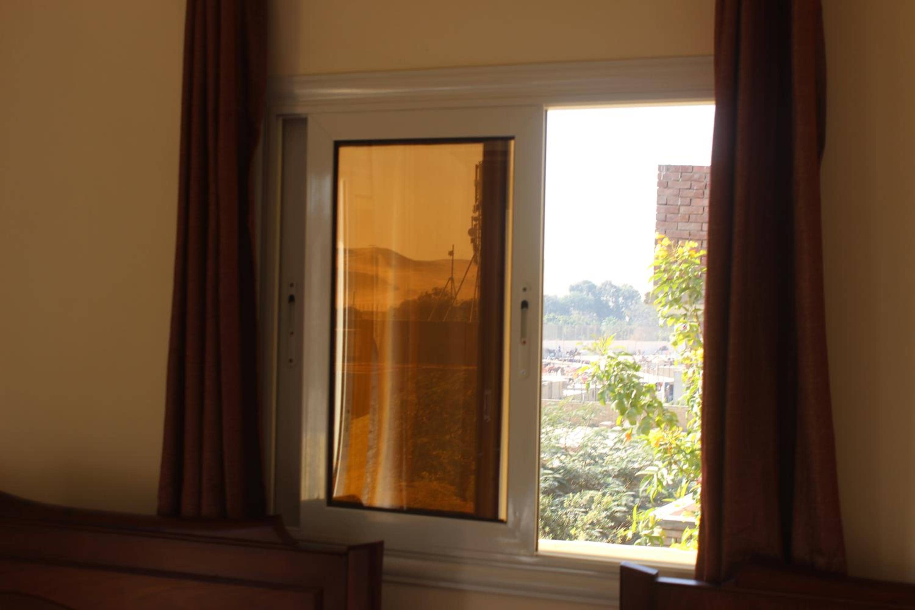 Royal Pyramids Inn — 2