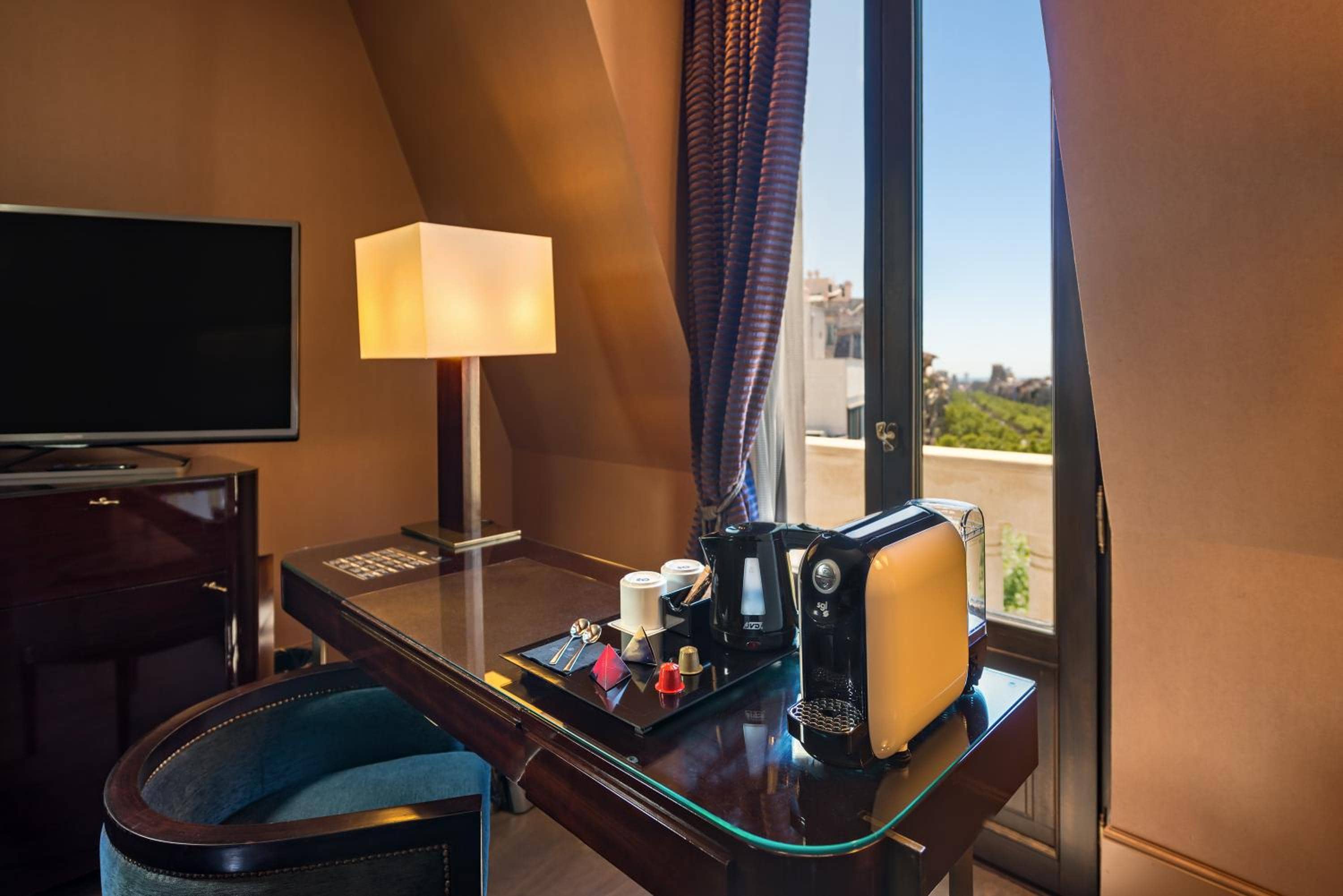Hotel Casa Fuster G.L Monumento — 5