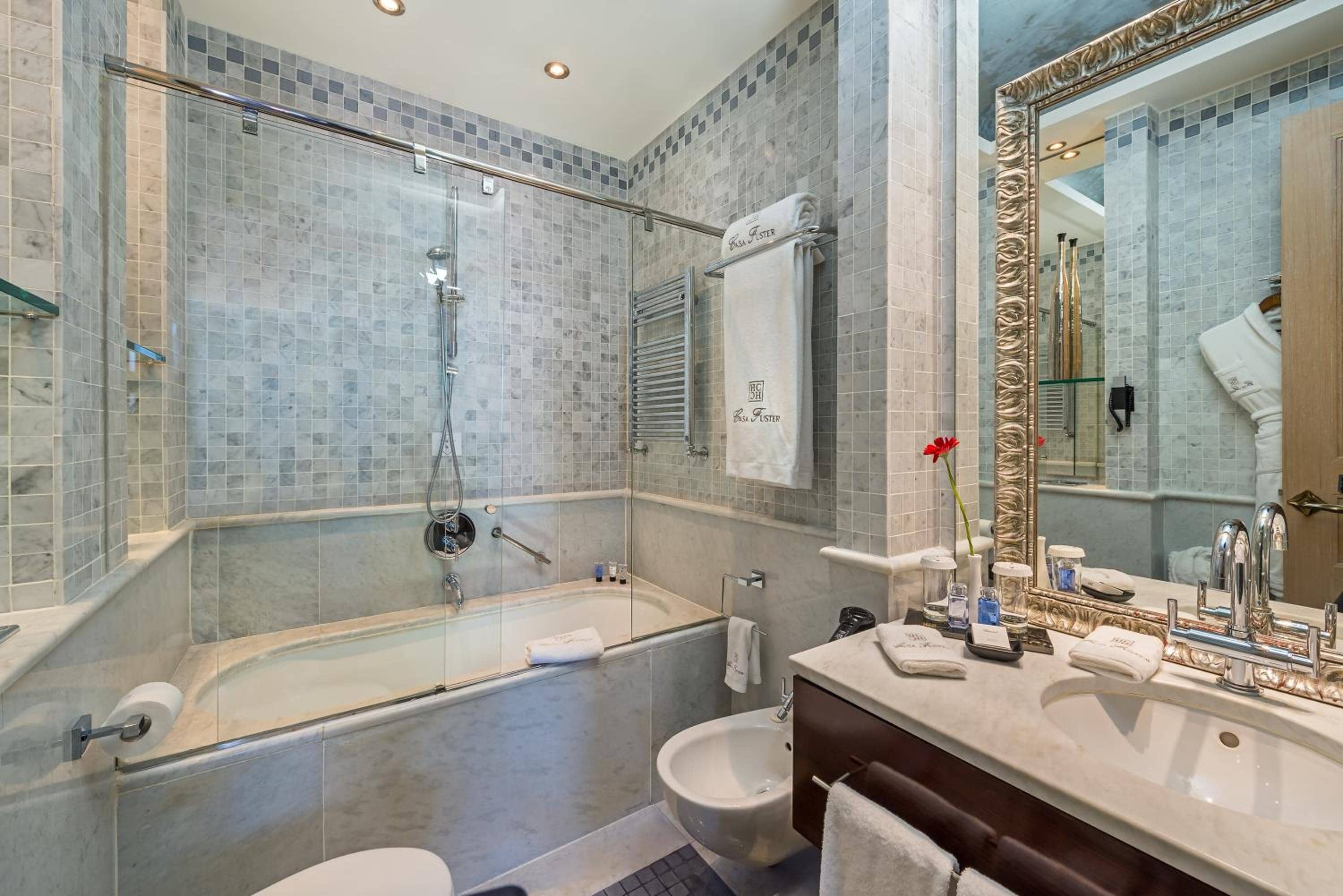 Hotel Casa Fuster G.L Monumento — 2