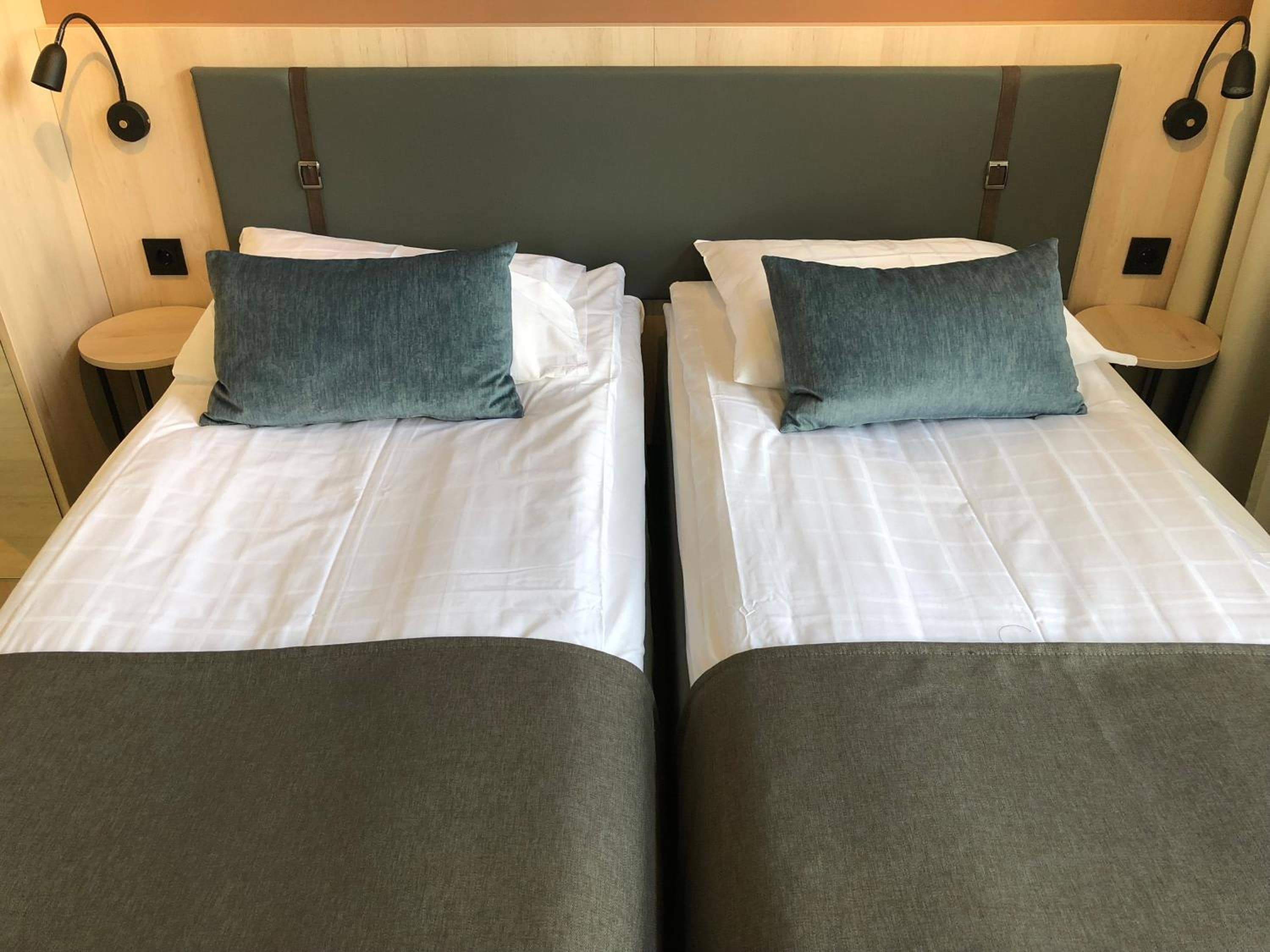 Pilot Express Airport Hotel — 5