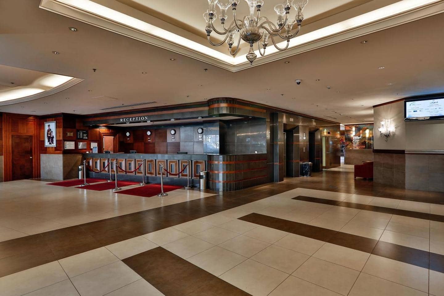 Geneva Hotel — 4