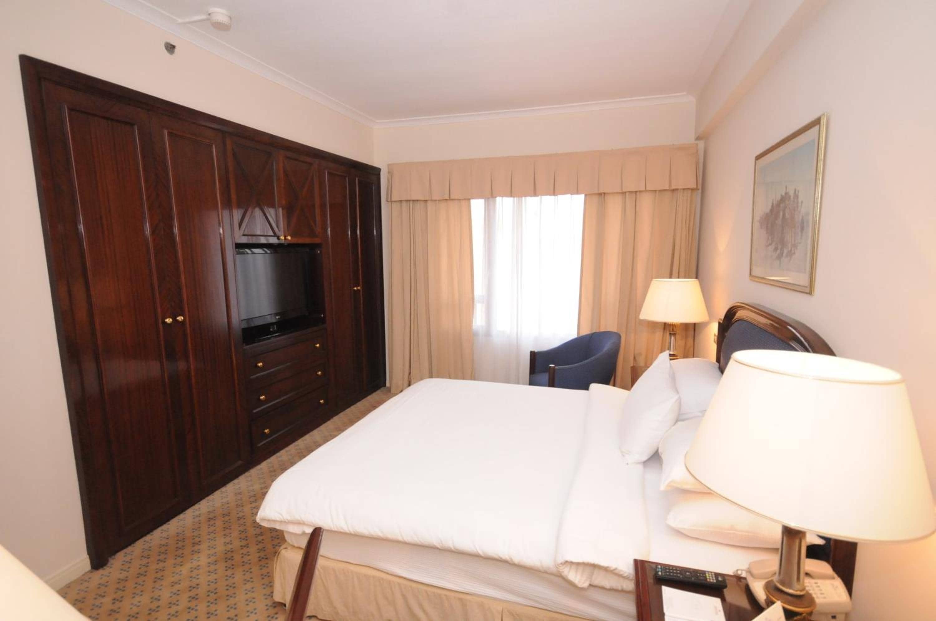 Cairo World Trade Center Hotel & Residences — 2