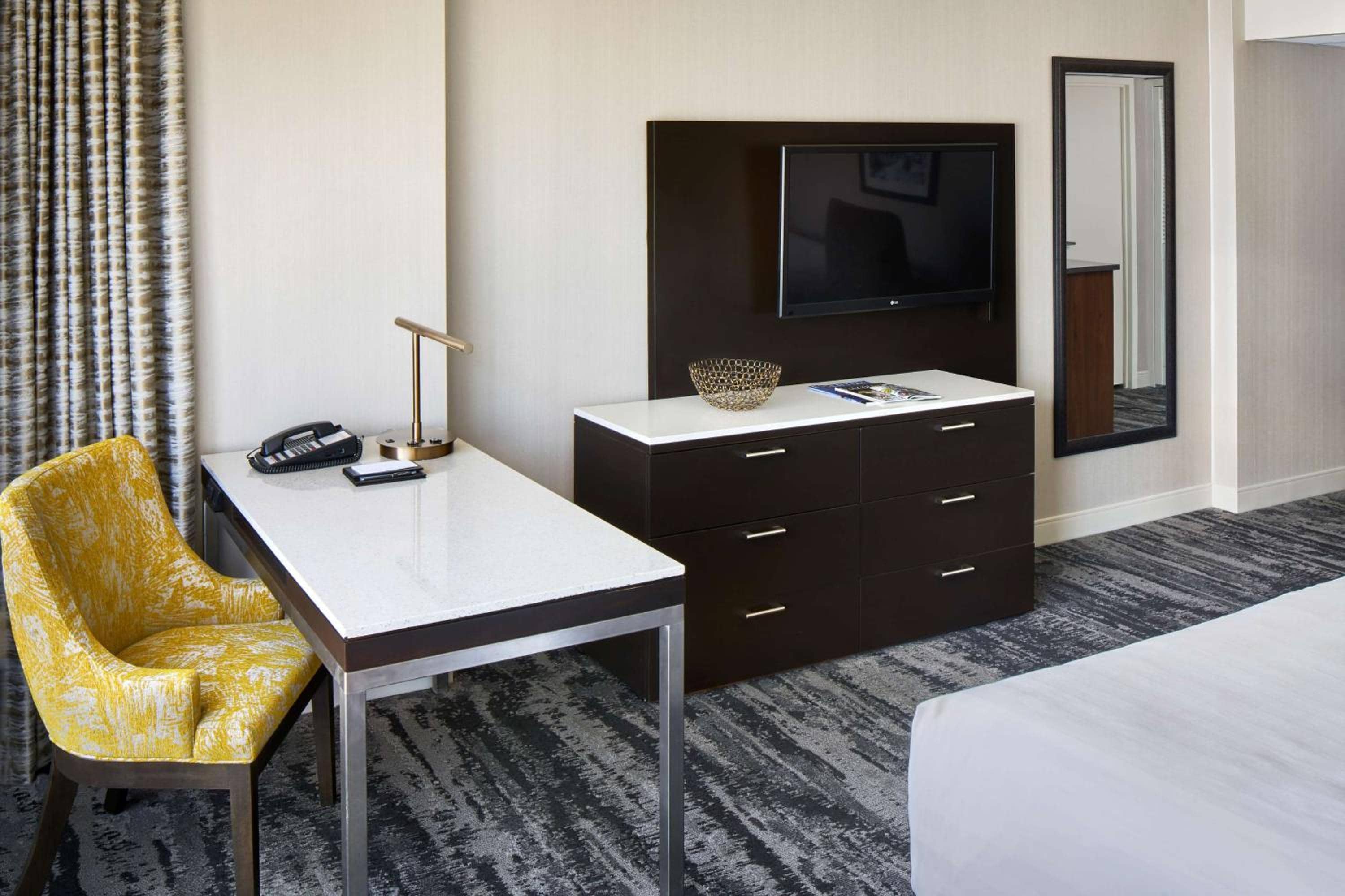 Hyatt Regency Vancouver — 2