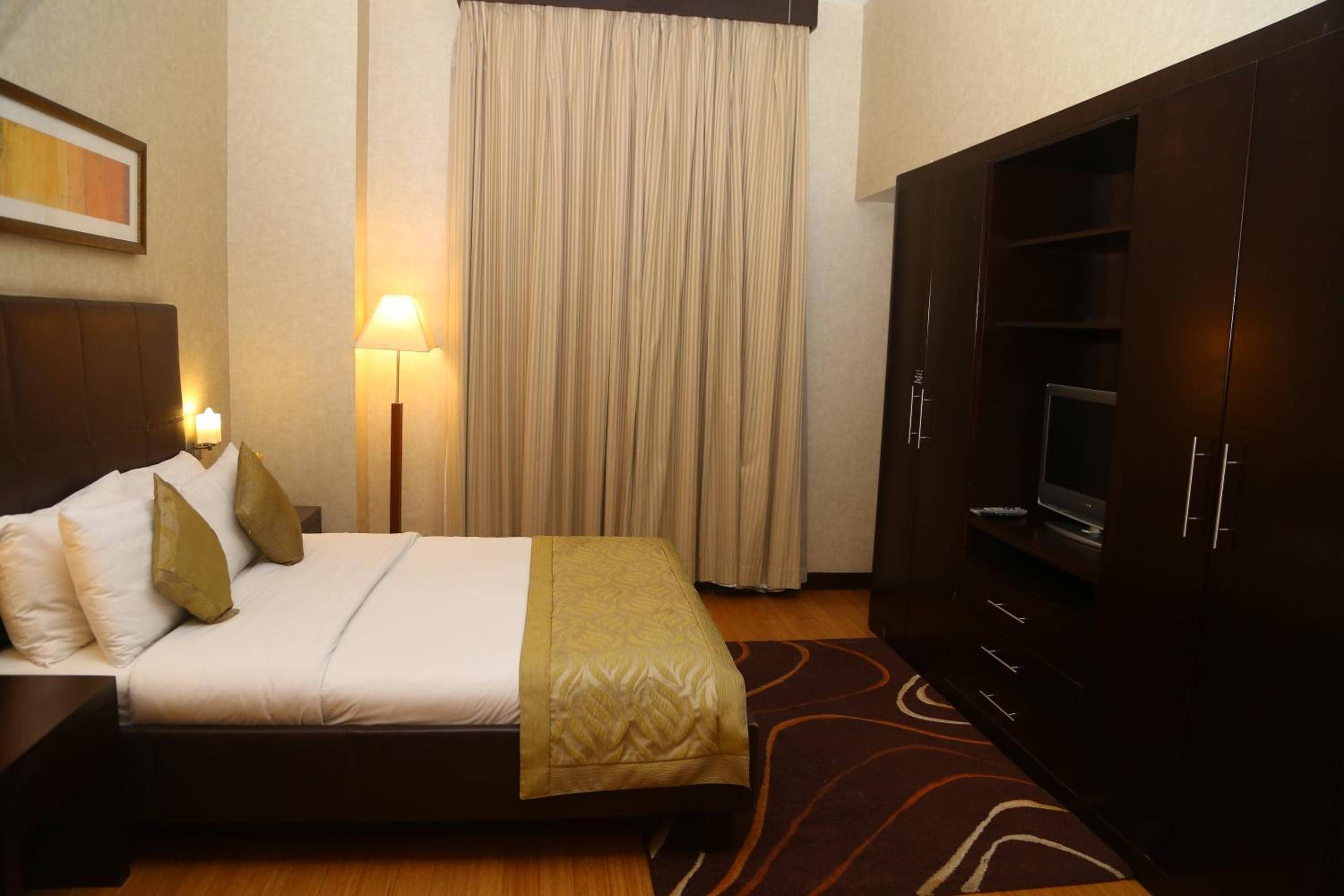 Tulip Creek Hotel Apartments — 3