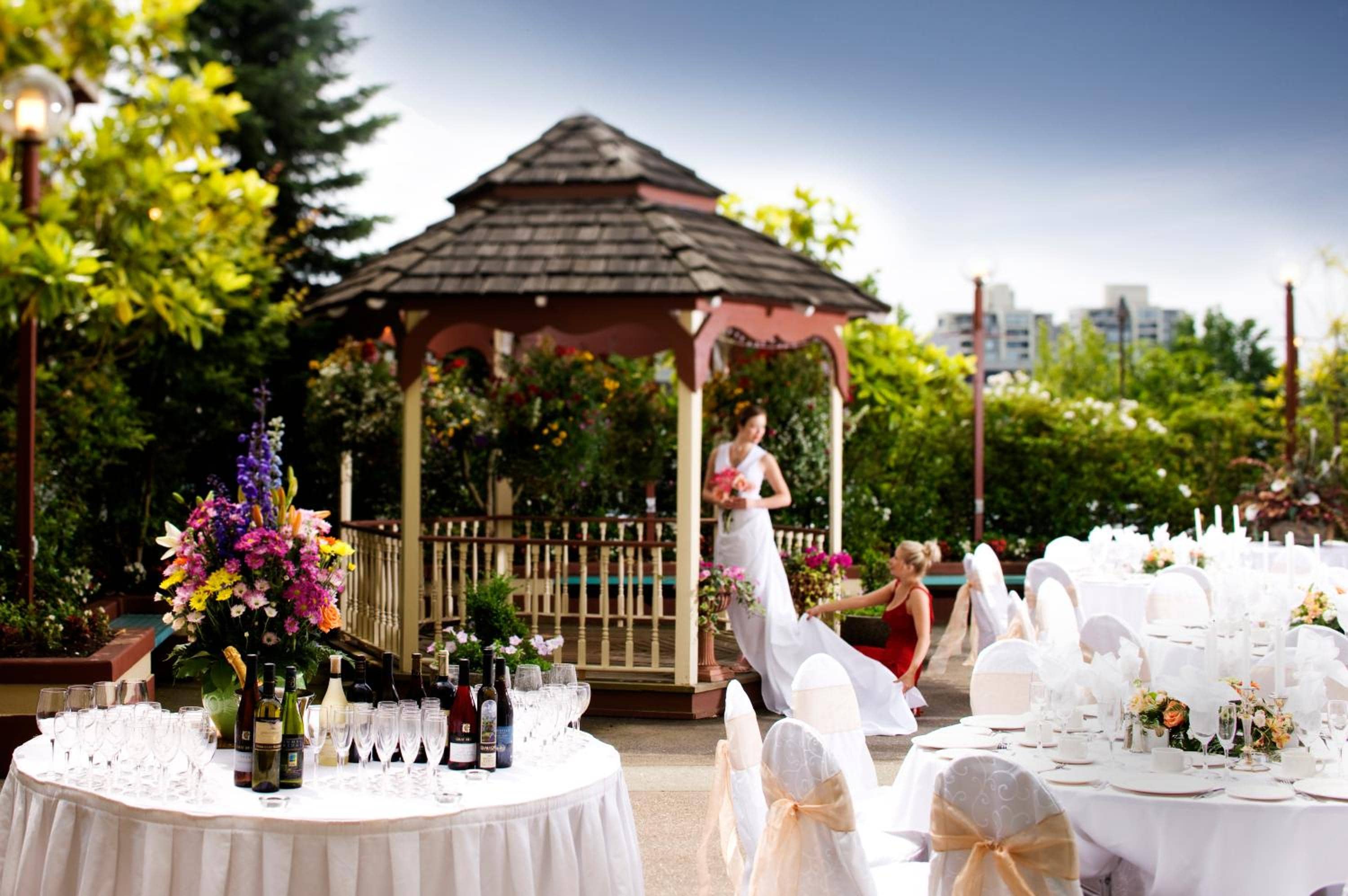 Executive Suites Hotel & Conference Center, Metro Vancouver — 3