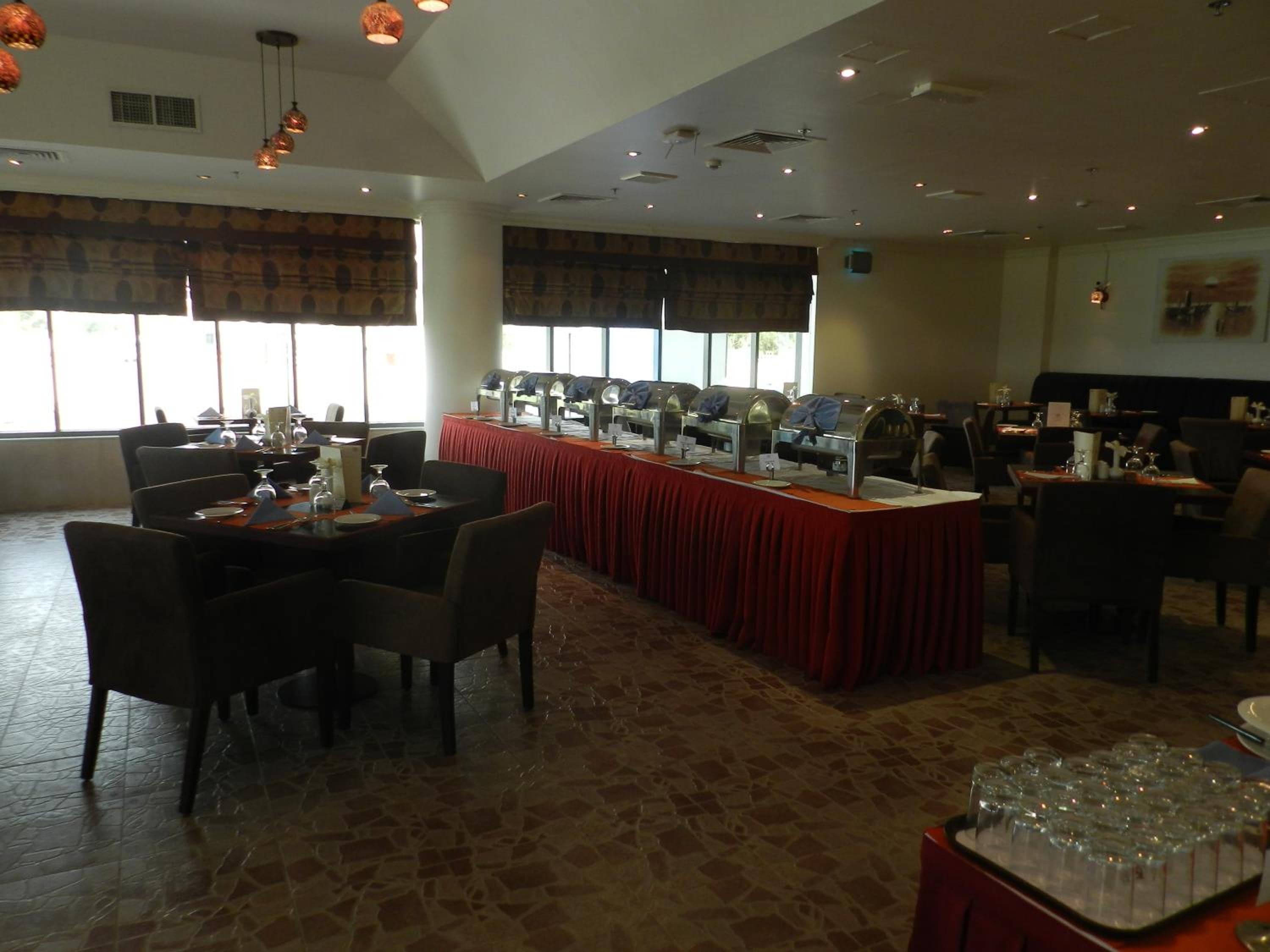 Sun & Sands Sea View Hotel — 3