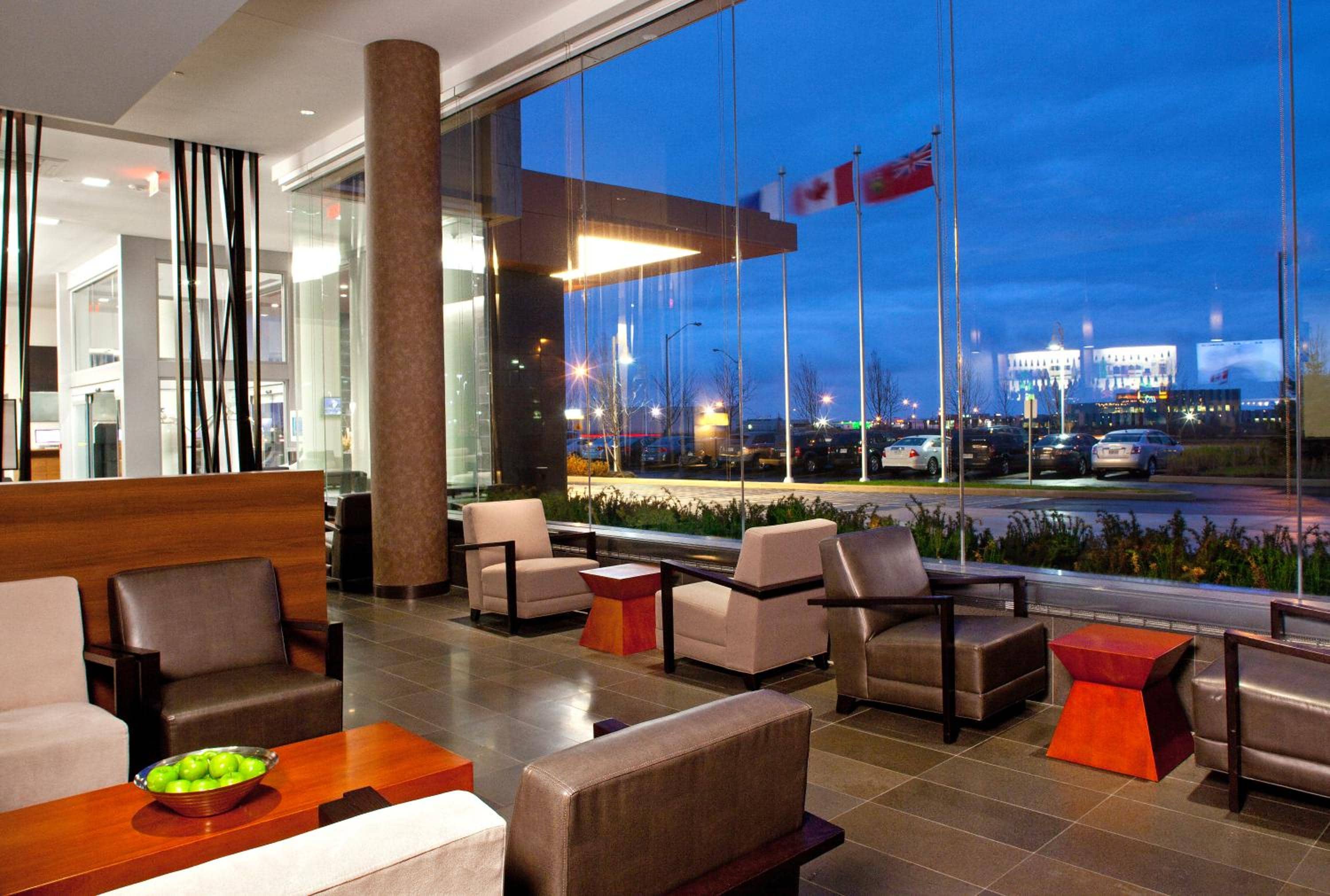 Novotel Toronto Vaughan Centre — 5