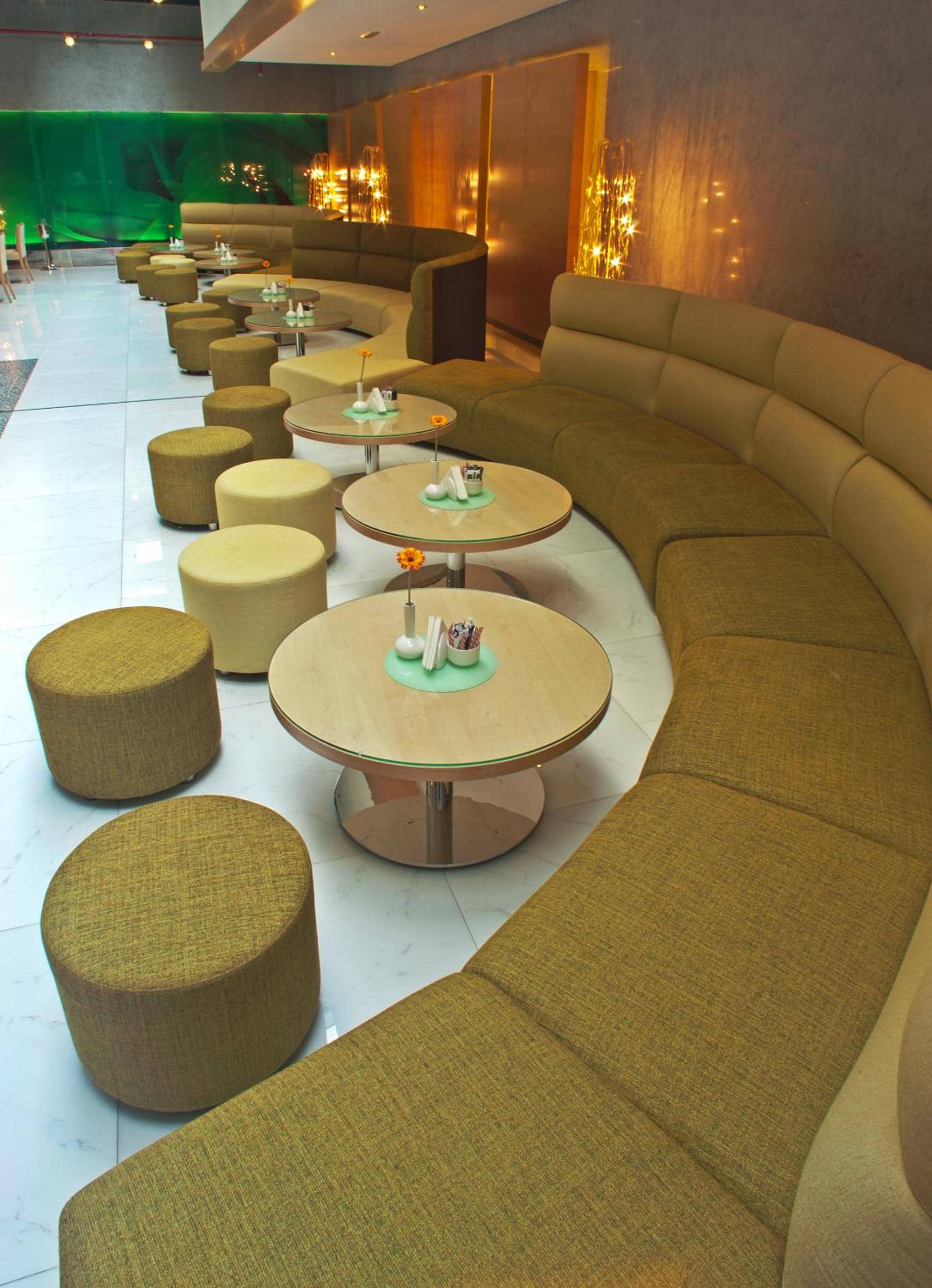 Al Khoory Executive Hotel, Al Wasl — 5