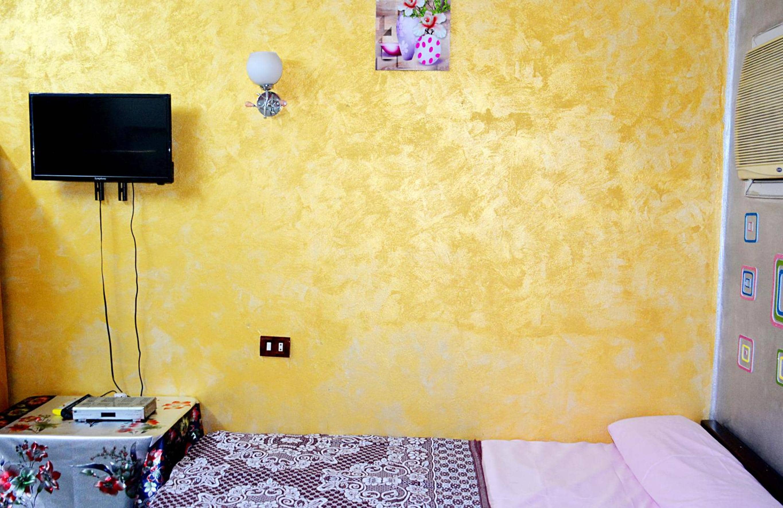 City Hostel — 2