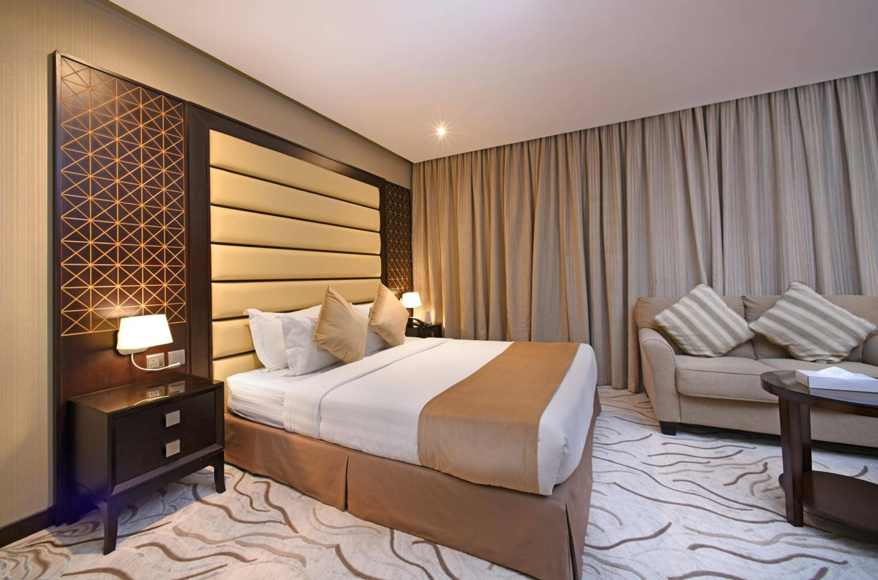 Naviti Warwick Al Khobar — 5