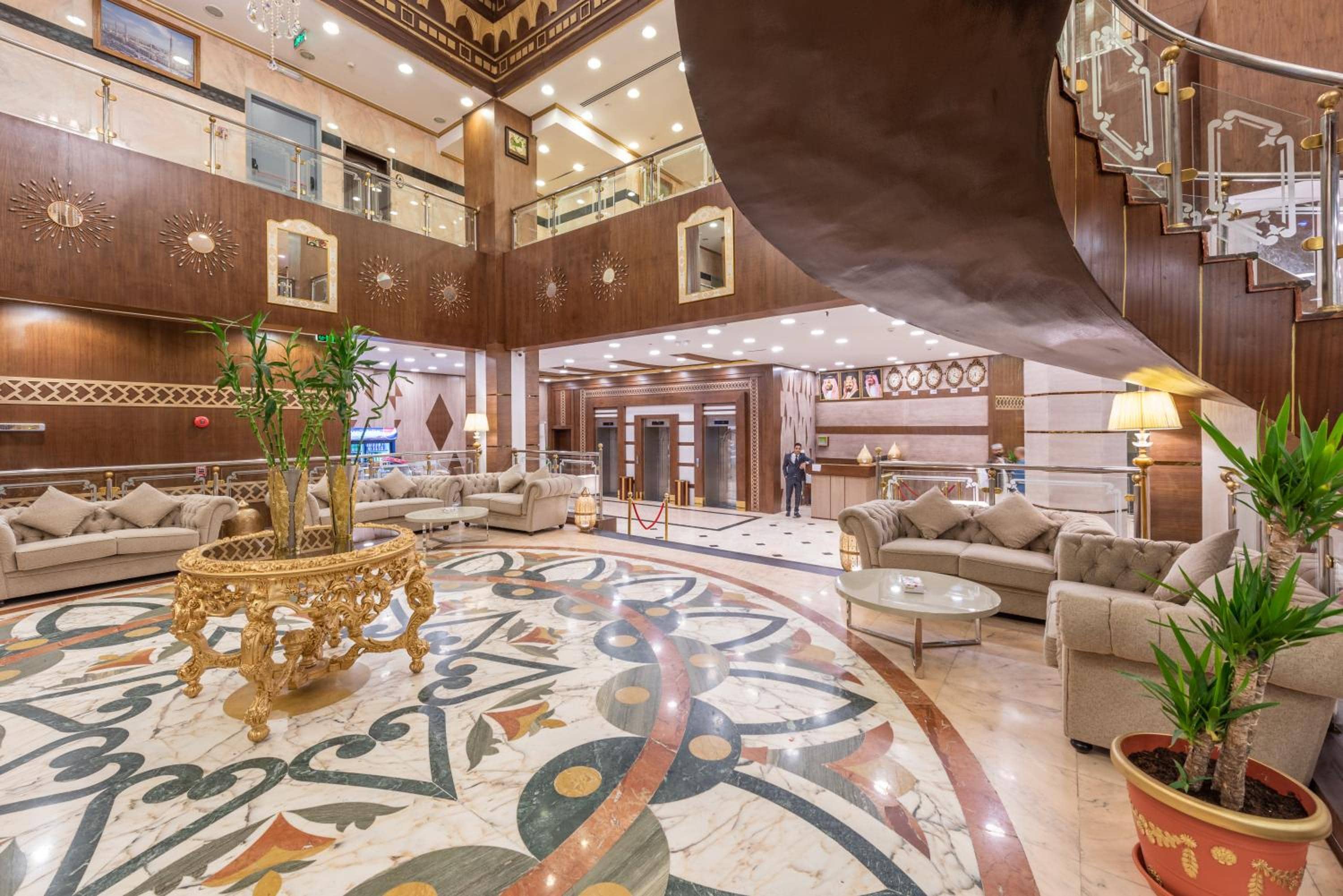 Grand Zowar Hotel - فندق جراند زوار للضيافة السياحي — 3