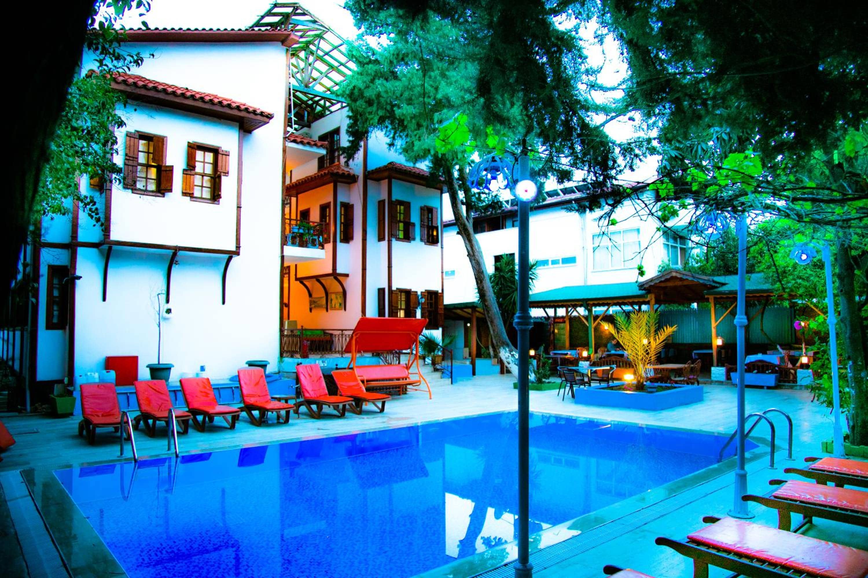Kaliptus Hotel — 4