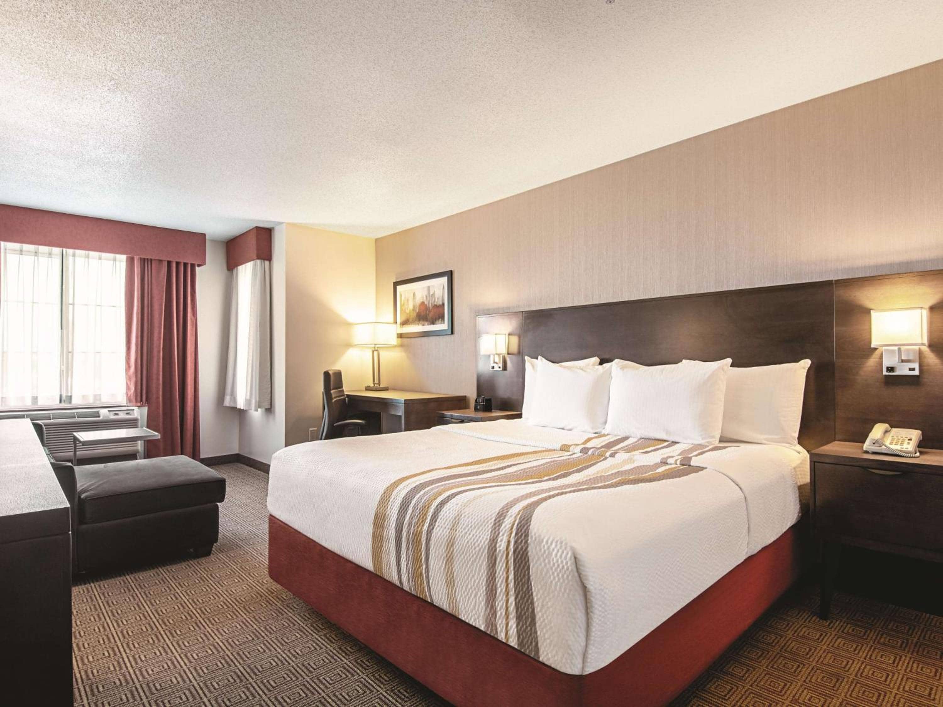 La Quinta Inn by Wyndham Vancouver Airport — 3