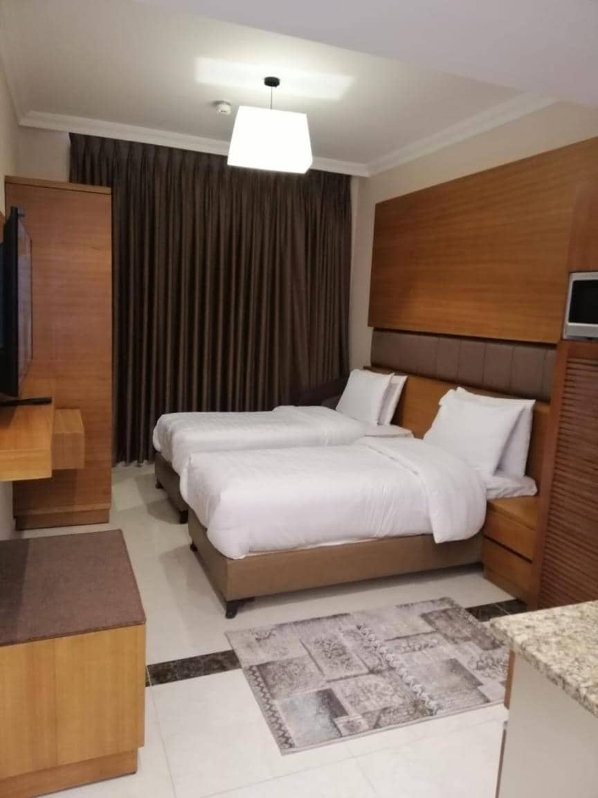 Big Ben Hotel Suites — 2